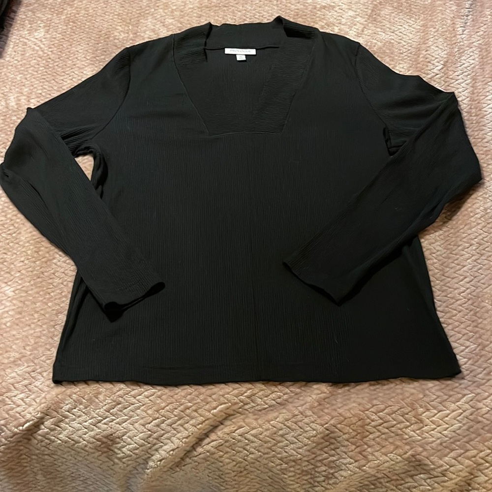 Prologue XL v-neck long sleeve ribbed shirt
